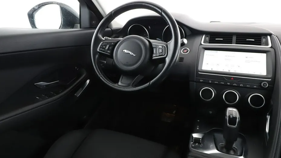 JAGUAR E-Pace -