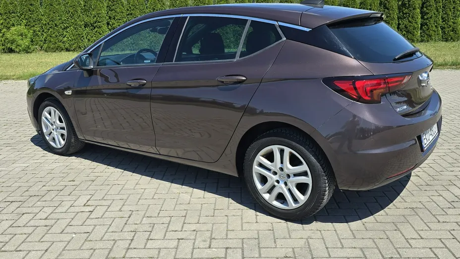 OPEL Astra -