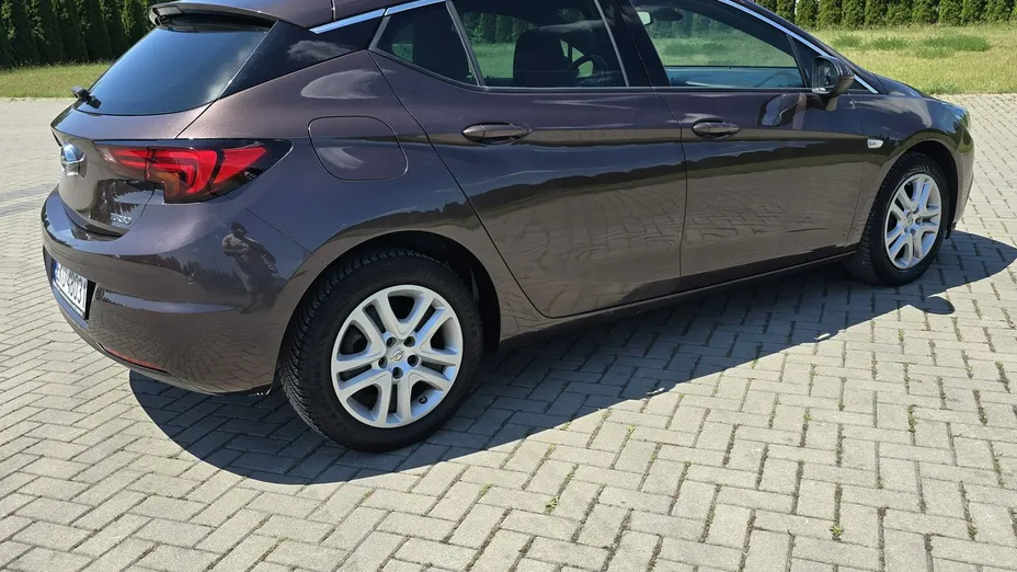 OPEL Astra -