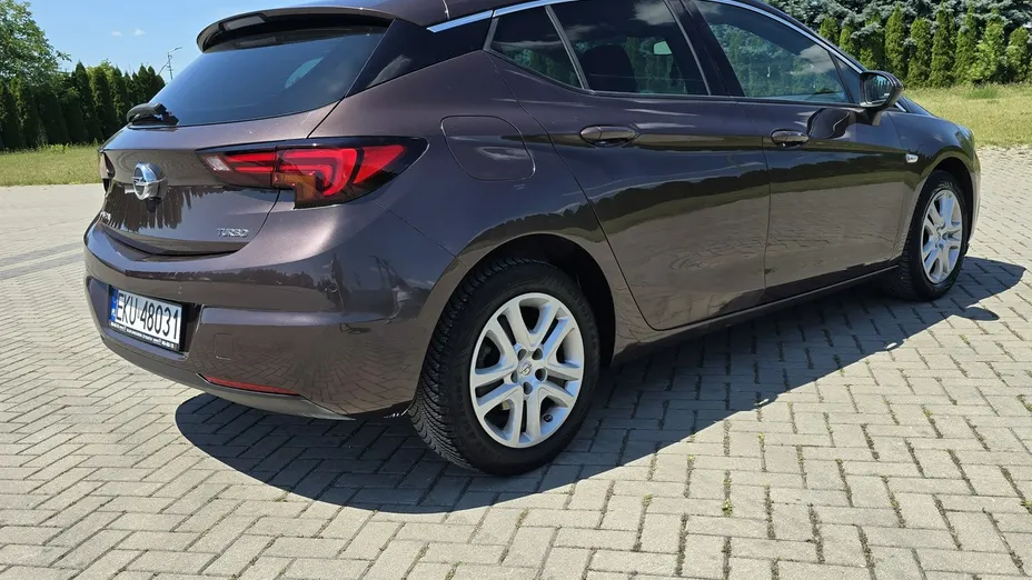 OPEL Astra -