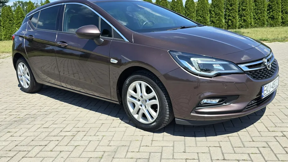 OPEL Astra -