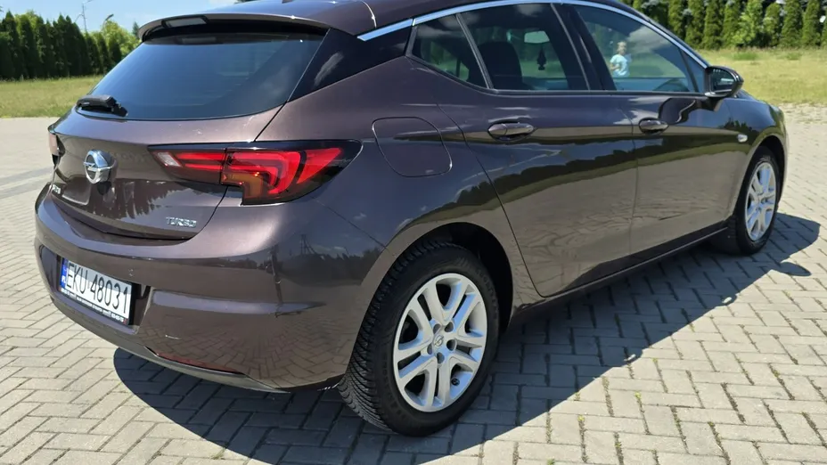 OPEL Astra -