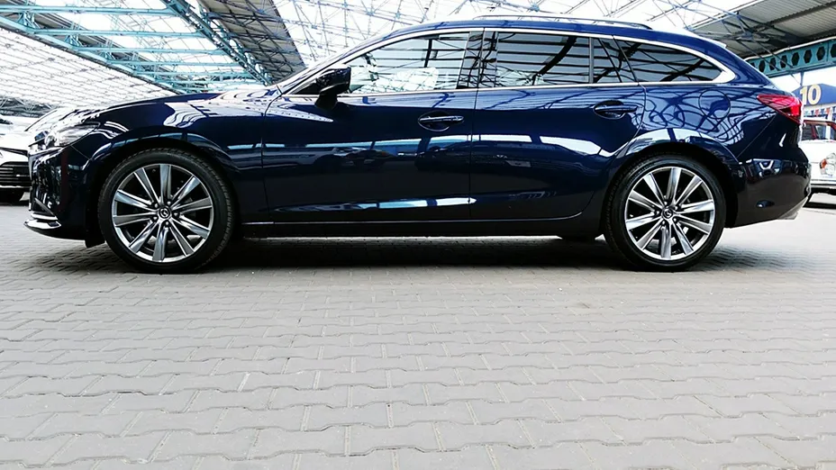 MAZDA 6 -