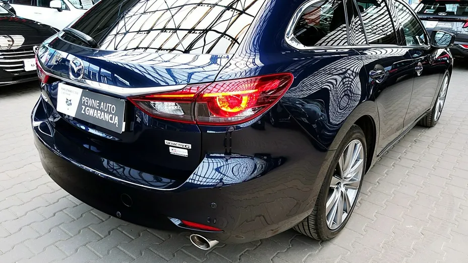 MAZDA 6 -