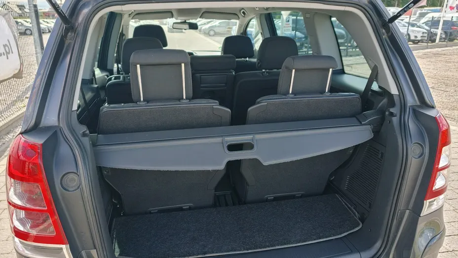 OPEL Zafira -