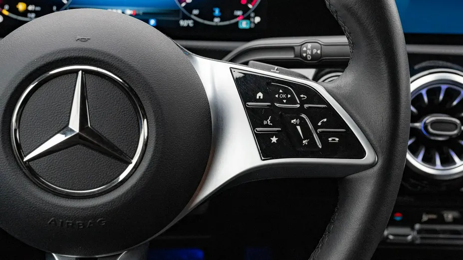 MERCEDES-BENZ A Klasa -