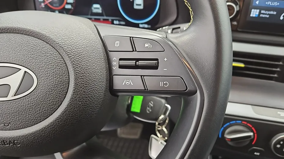 HYUNDAI i20 -