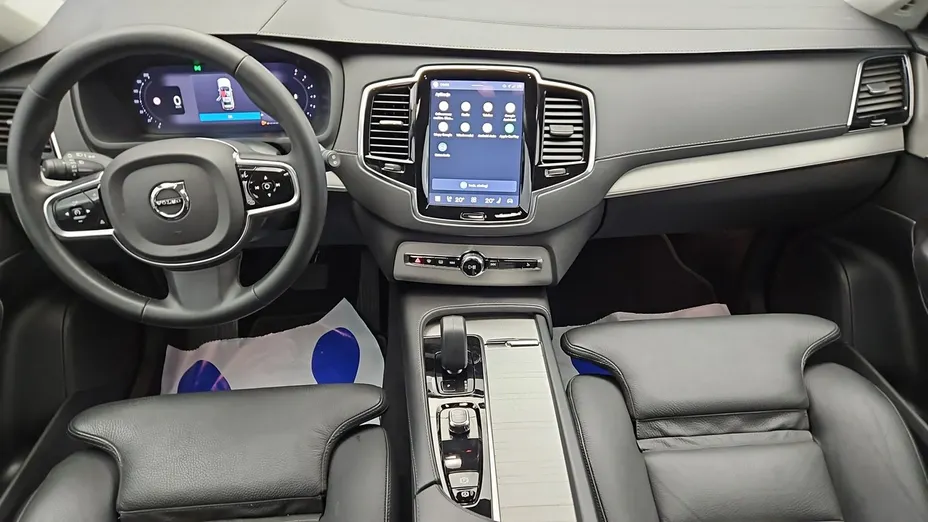 VOLVO XC90 -