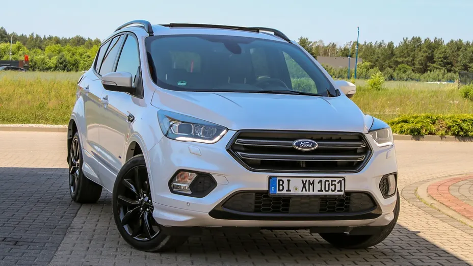 FORD Kuga -