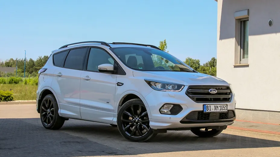 FORD Kuga -