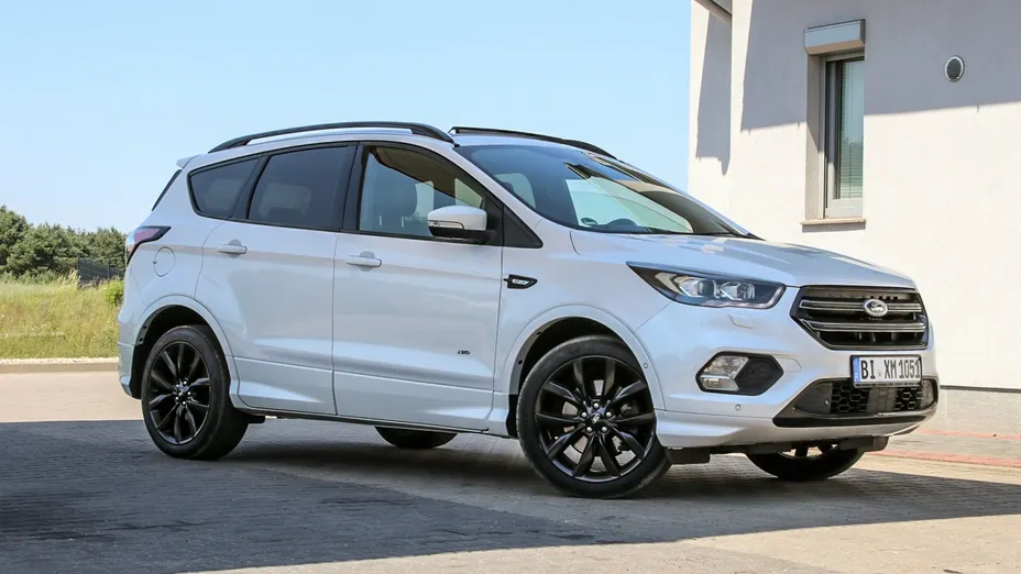 FORD Kuga -