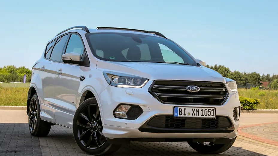 FORD Kuga -