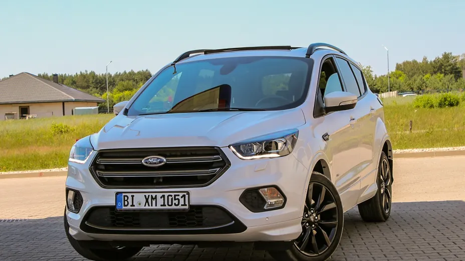 FORD Kuga -