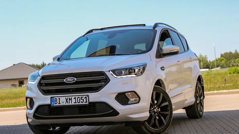 FORD Kuga -