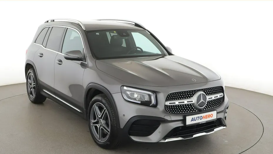 MERCEDES-BENZ GLB -