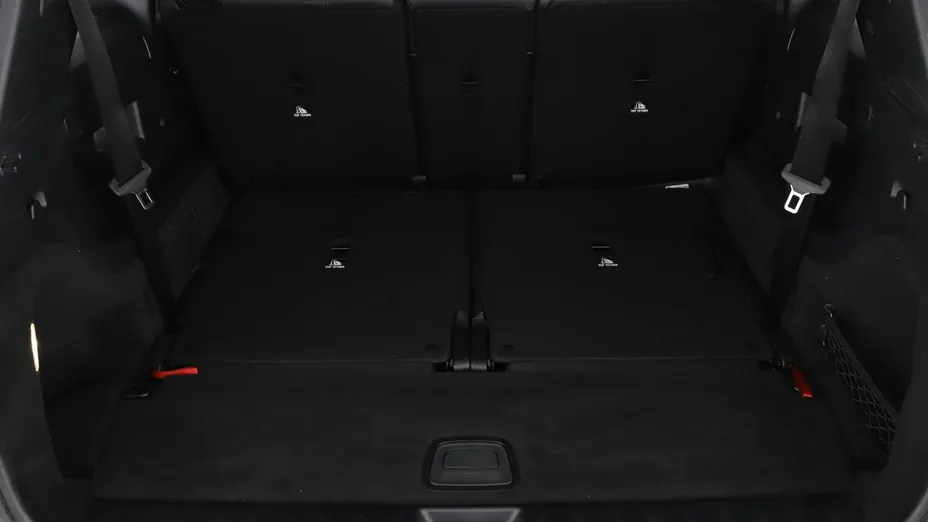 MERCEDES-BENZ GLB -
