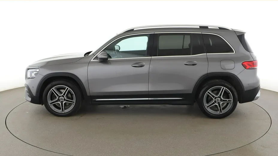 MERCEDES-BENZ GLB -