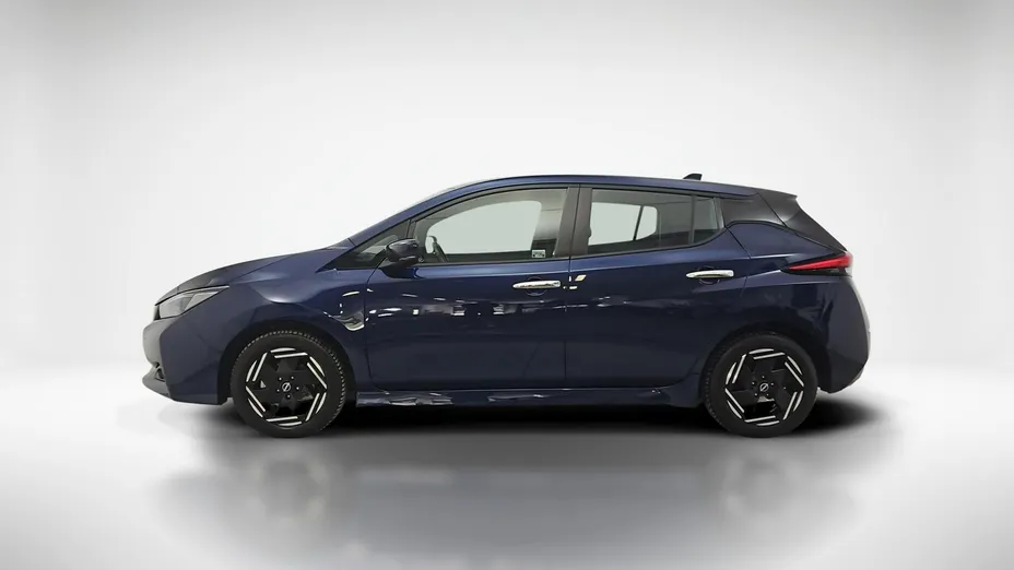 NISSAN Leaf -