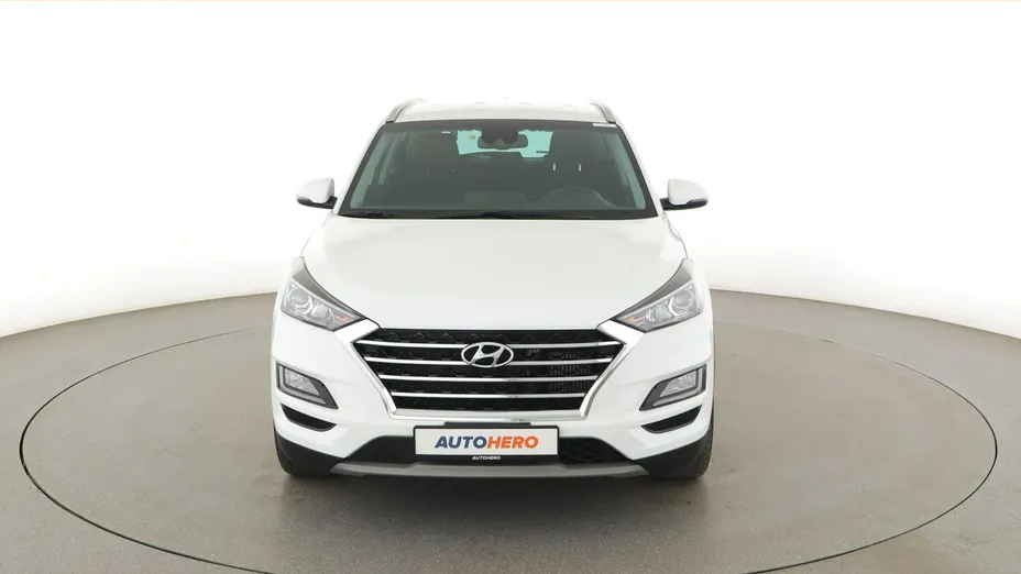 HYUNDAI Tucson -
