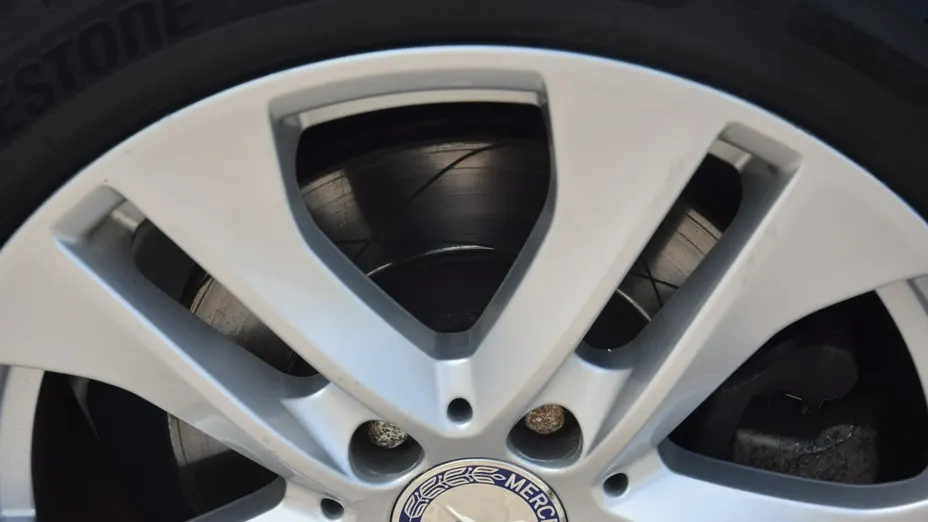 MERCEDES-BENZ C Klasa -