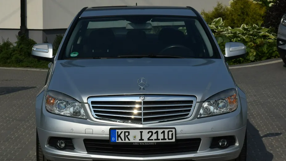MERCEDES-BENZ C Klasa -