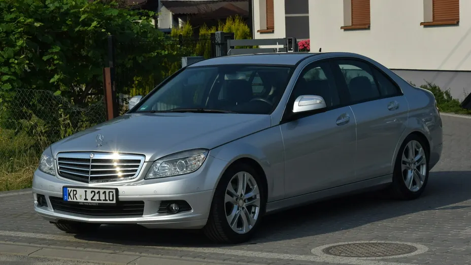 MERCEDES-BENZ C Klasa -