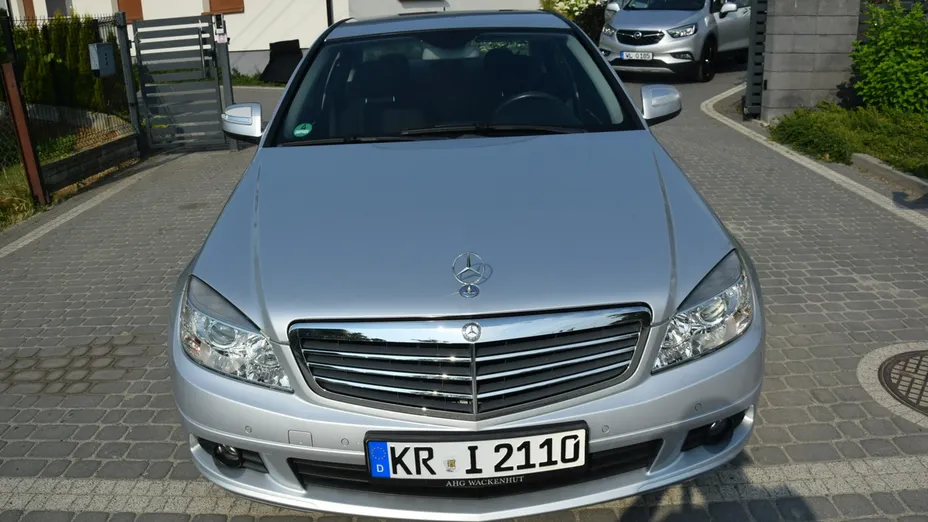 MERCEDES-BENZ C Klasa -