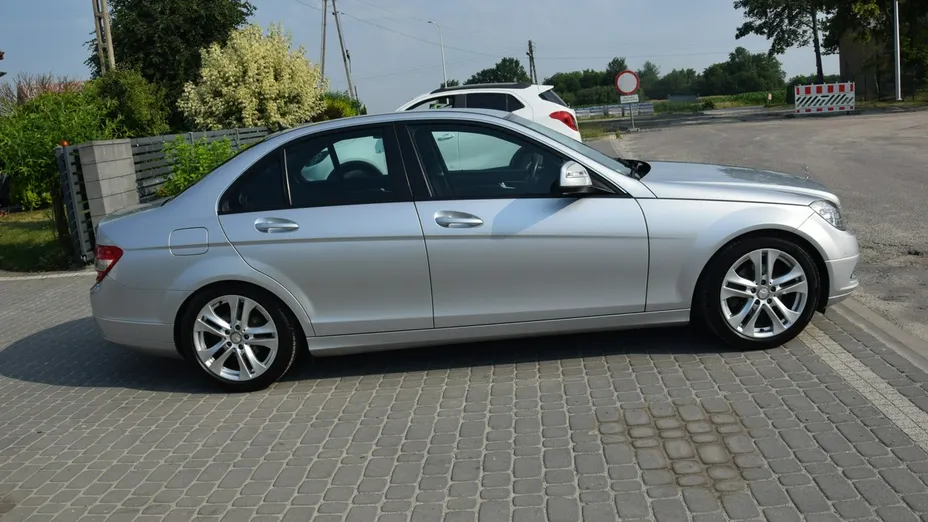 MERCEDES-BENZ C Klasa -