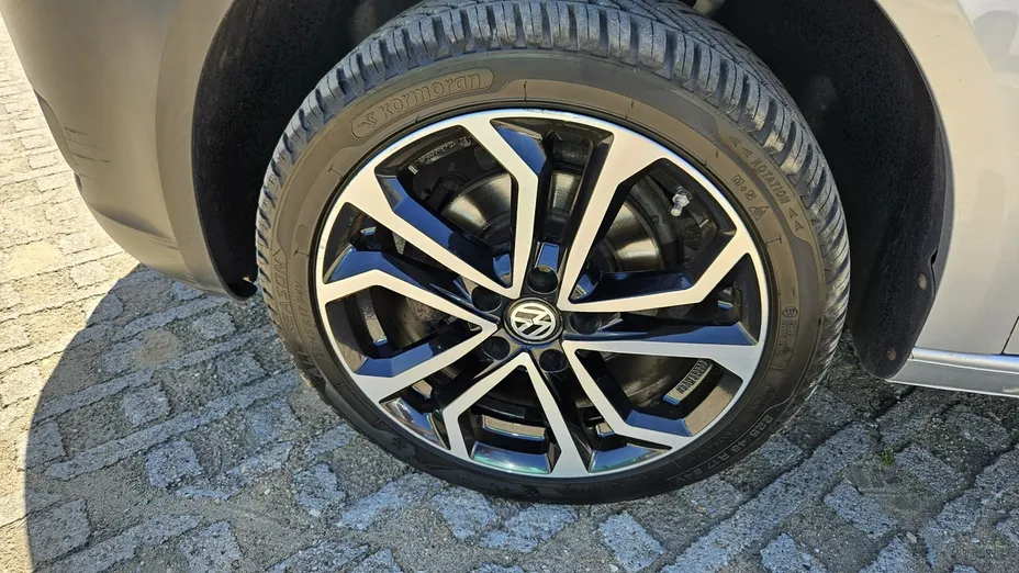 VOLKSWAGEN Caddy -