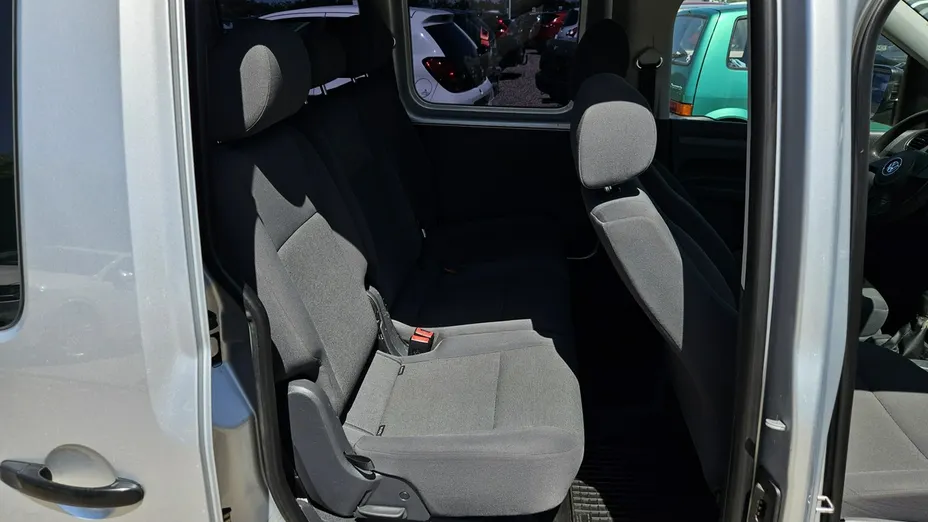 VOLKSWAGEN Caddy -