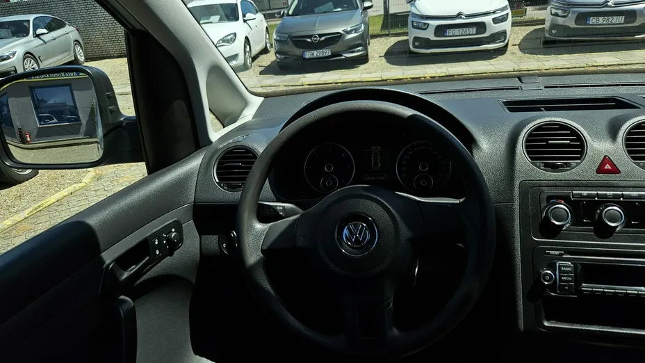 VOLKSWAGEN Caddy -