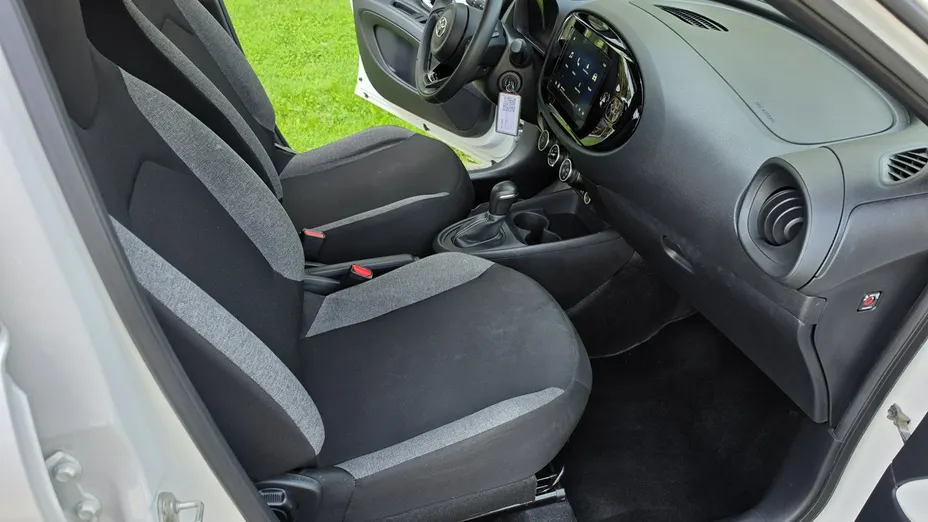 TOYOTA Aygo X -