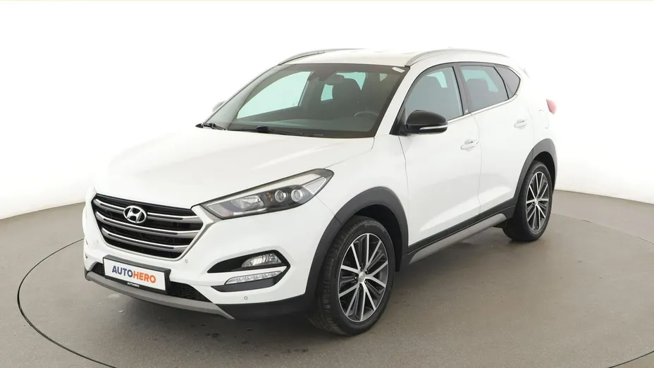 HYUNDAI Tucson -