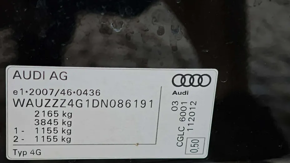 AUDI A6 -