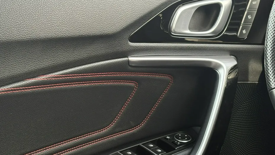 KIA ProCeed -