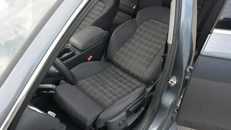 AUDI A4 -