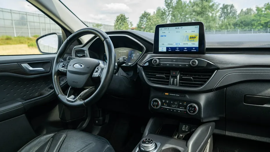 FORD Kuga -