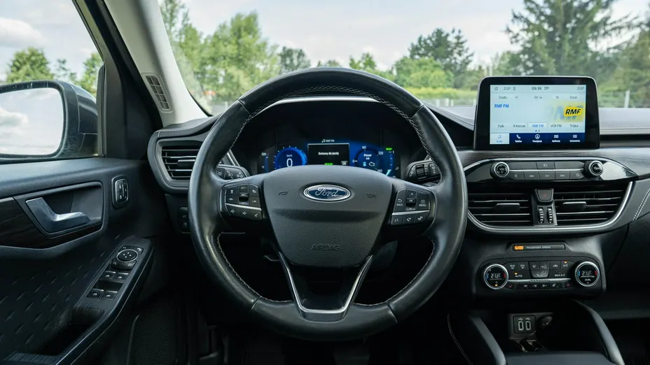 FORD Kuga -