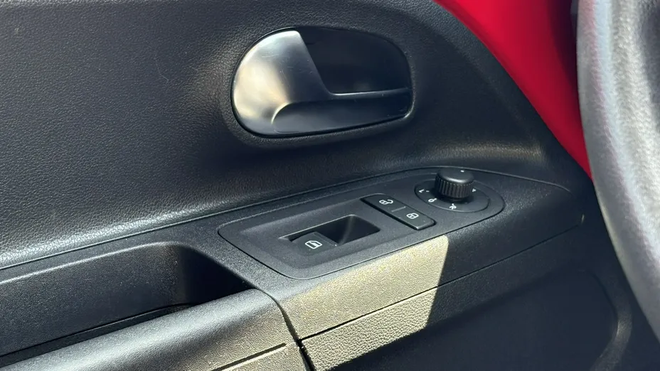 VOLKSWAGEN up! -
