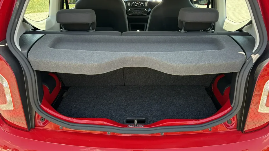 VOLKSWAGEN up! -