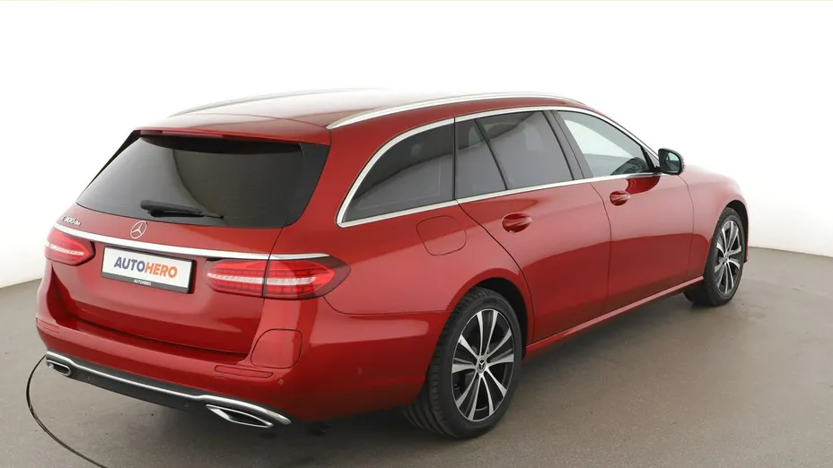 MERCEDES-BENZ E Klasa -