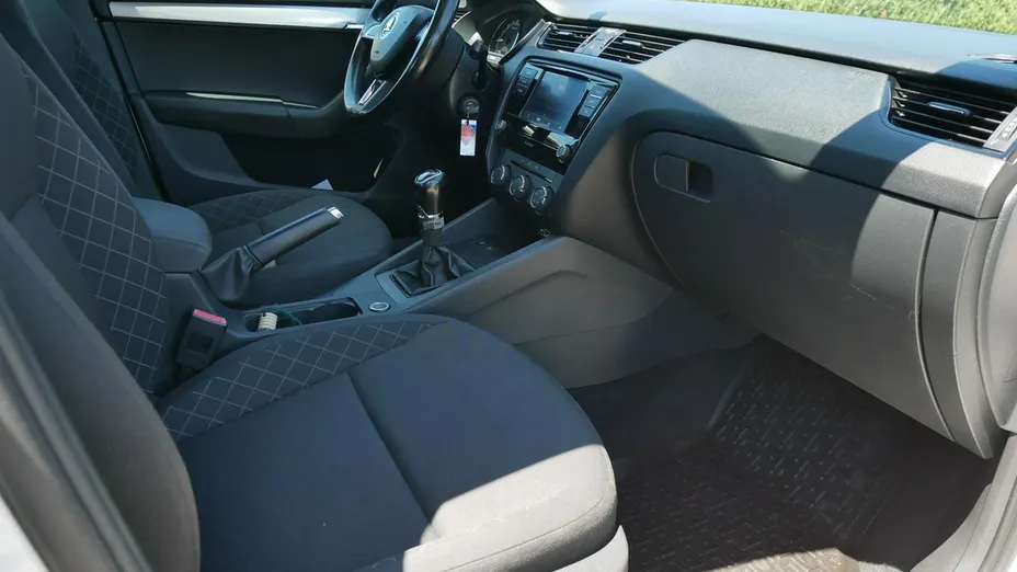 SKODA Octavia -