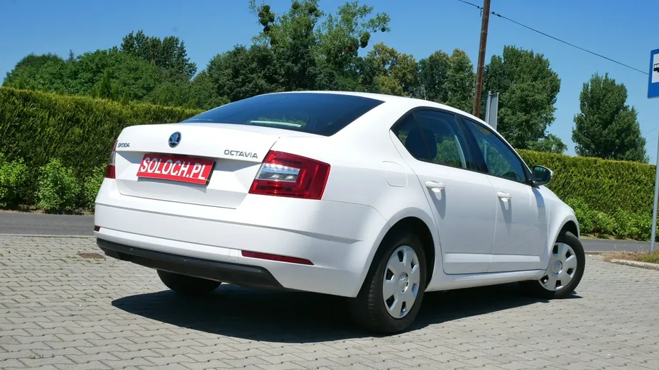 SKODA Octavia -