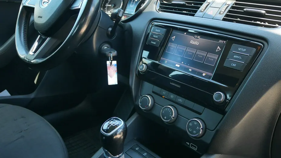 SKODA Octavia -