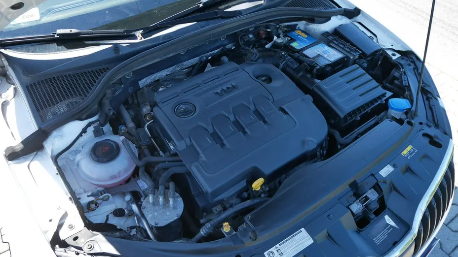 SKODA Octavia -