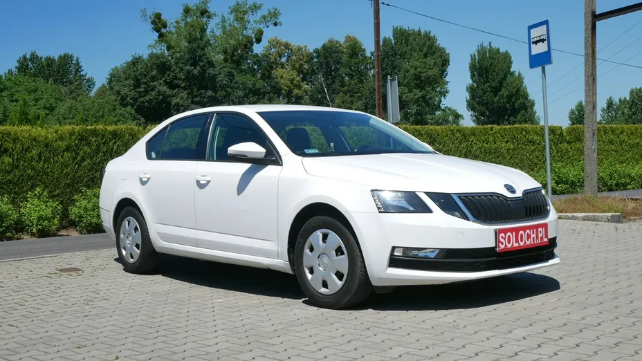 SKODA Octavia -