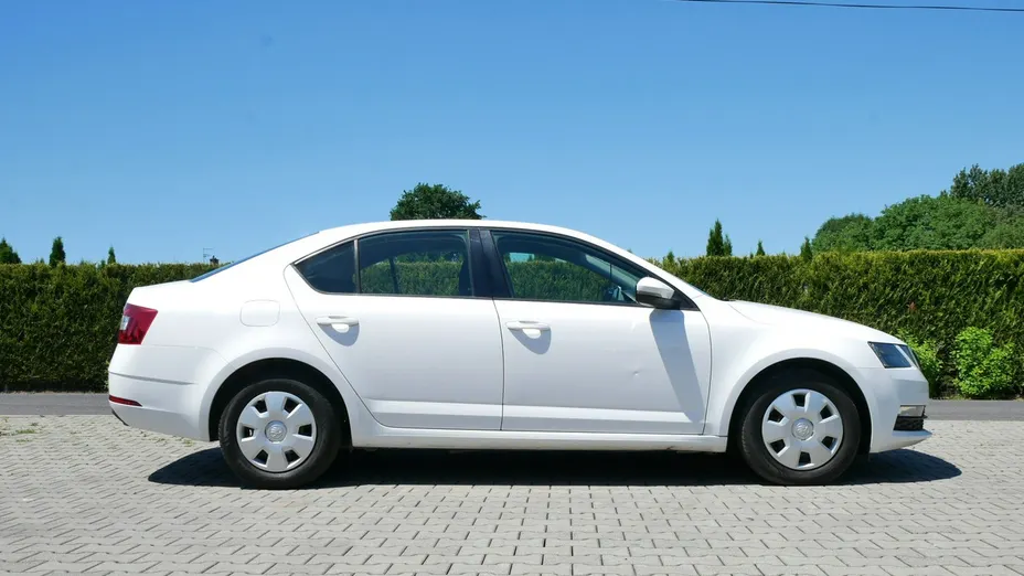 SKODA Octavia -