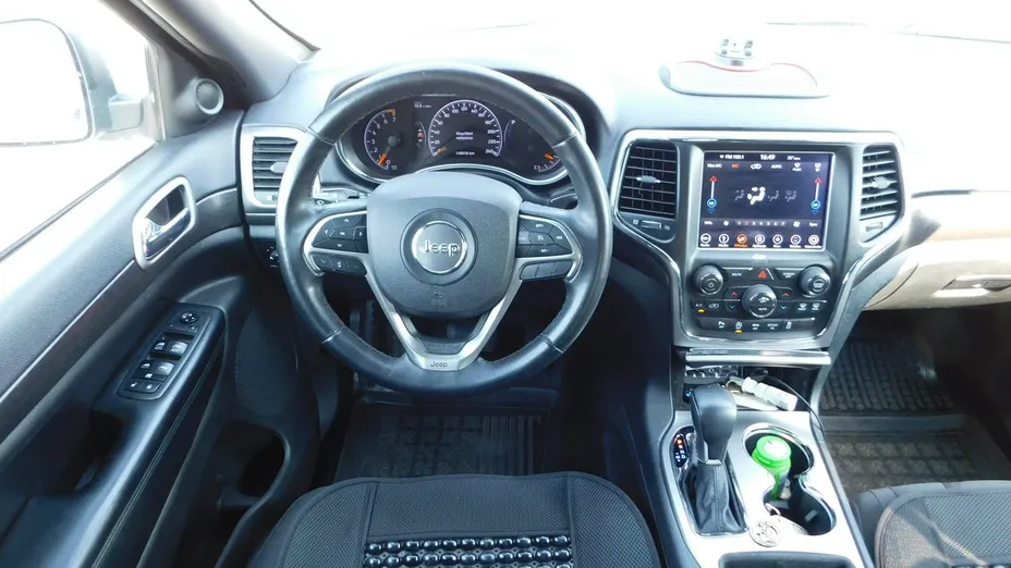 JEEP Grand Cherokee -