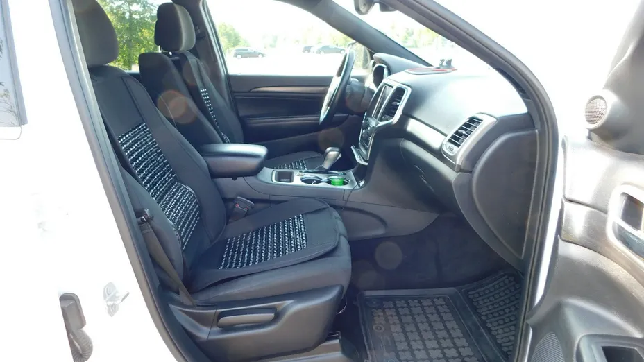 JEEP Grand Cherokee -