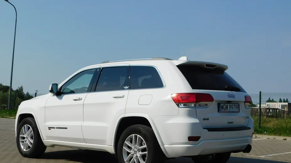 JEEP Grand Cherokee -